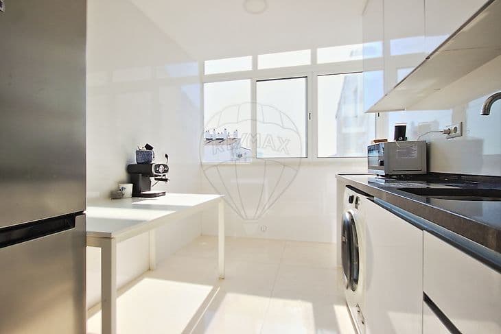 Apartamento T2 à venda em Amora, Seixal, foto 7