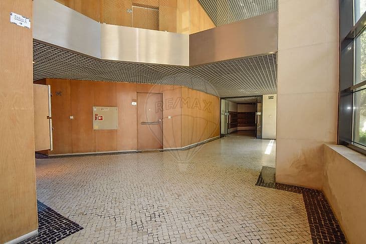 Duplex T5 de luxo à venda em Campolide, Lisboa, foto 41