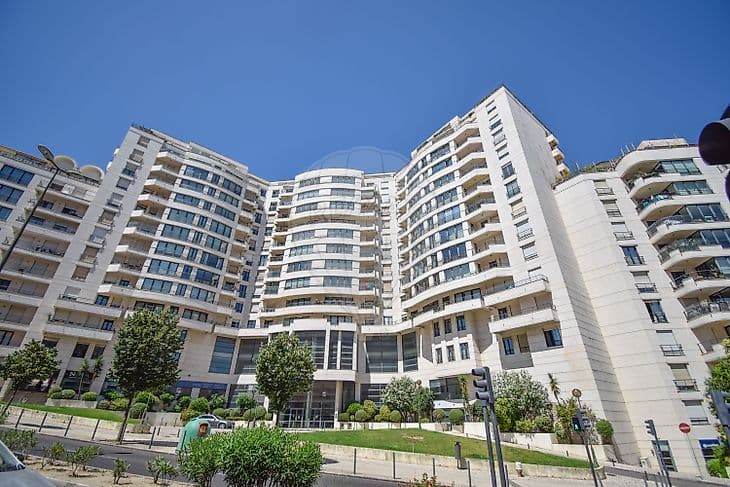 Duplex T5 de luxo à venda em Campolide, Lisboa, foto 44