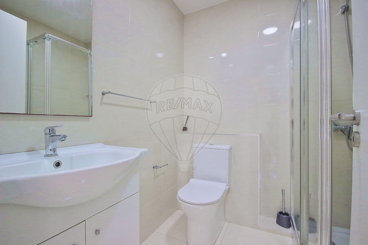 Apartamento T2 à venda em Amora, Seixal, foto 10