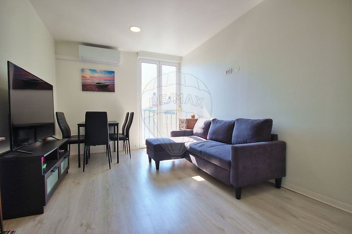 Apartamento T2 à venda em Amora, Seixal, foto 3