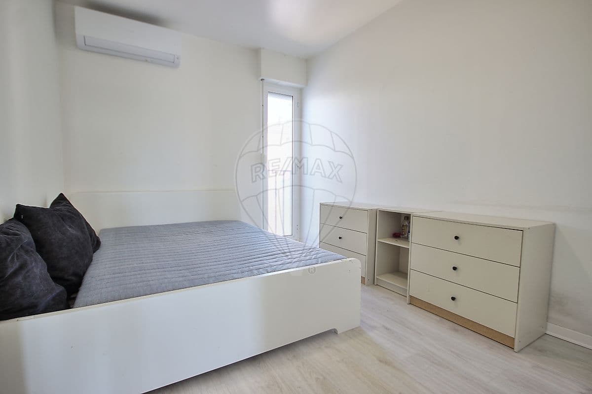 Apartamento T2 à venda em Amora, Seixal, foto 12