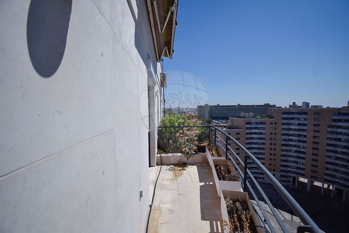 Duplex T5 de luxo à venda em Campolide, Lisboa, foto 29