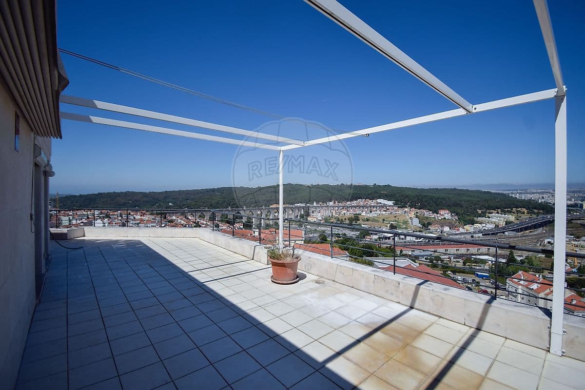 Duplex T5 de luxo à venda em Campolide, Lisboa, foto 31
