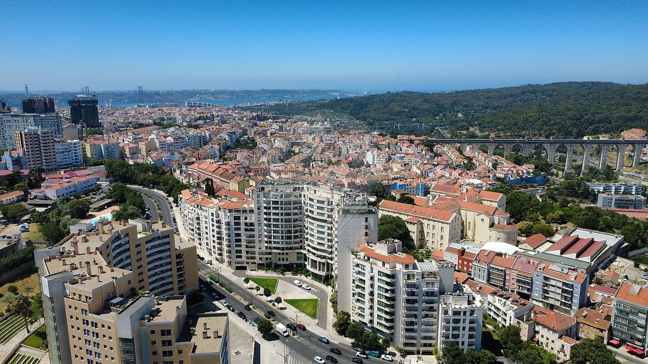 Duplex T5 de luxo à venda em Campolide, Lisboa, foto 47