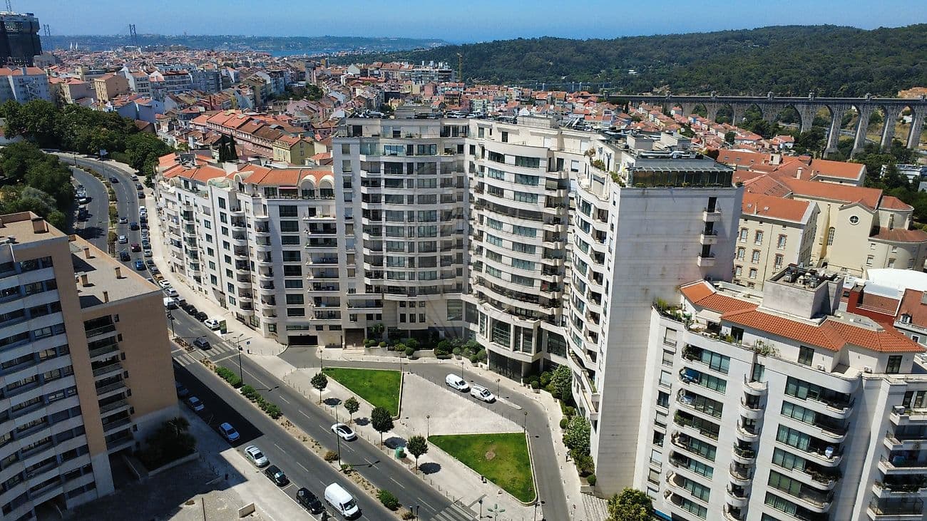 Duplex T5 de luxo à venda em Campolide, Lisboa, foto 45