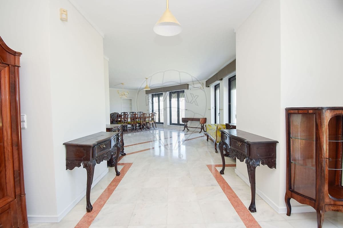 Duplex T5 de luxo à venda em Campolide, Lisboa, foto 3